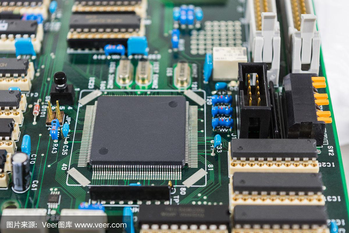 What is the mainstream capacitor film production process?